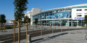 centre-de-congres-les-atlantes-facade-1