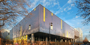 centre-universitaire-clignancourt-facade-1