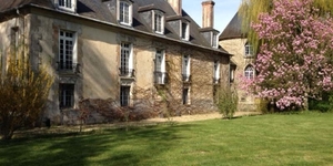 chateau-de-bourguignon-facade-1