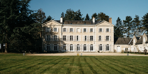 chateau-de-champvallins-facade-1