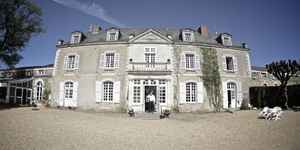 chateau-de-la-romanerie---bon-beten-facade-1
