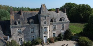 chateau-de-la-senaigerie-master-1