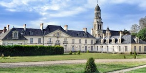 chateau-des-ormes-facade-1