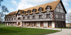chateauform-le-domaine-de-behoust-facade-2