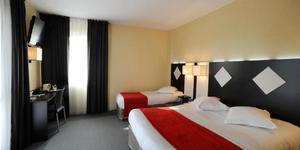 comfort-hotel-saintes-chambre-2