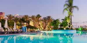 h10-playa-melonares-palace-spain-seminair-hotel-piscine
