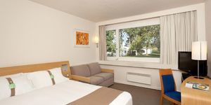 holiday-inn-lille-ouest-englos-chambre-4