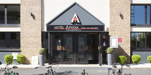 hotel-apogia-facade-1