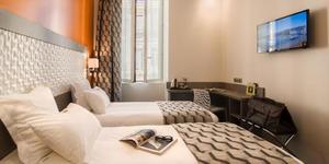 hotel-carre-vieux-port-marseille-chambre-1