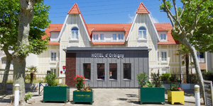 hotel-dorbigny-master-1