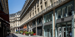 hotel-indigo-paris--opera-facade-1