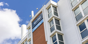 hotel-kyriad-colombes---facade-1