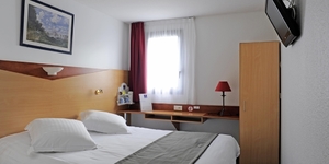 hotel-kyriad-nice-ouest---saint-isidore-chambre-1