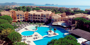 la-costa-hotel-golf-a-beach-resort-facade-2