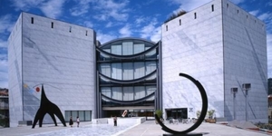 musee-dart-moderne-et-dart-contemporain-facade-1