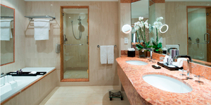penha-longa-resort-portugal-hotel-business-profilers-salle-de-bain