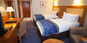 sofitel-london-gatwick-united-kingdom-meeting-hotel-family-room-b